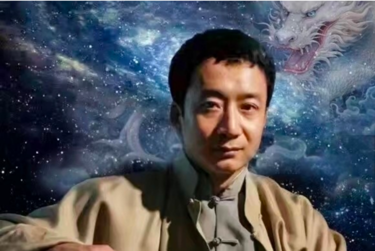 张伟杰作品《一炁龙吟·天地枢》在雅昌拍卖网拍出43560美元