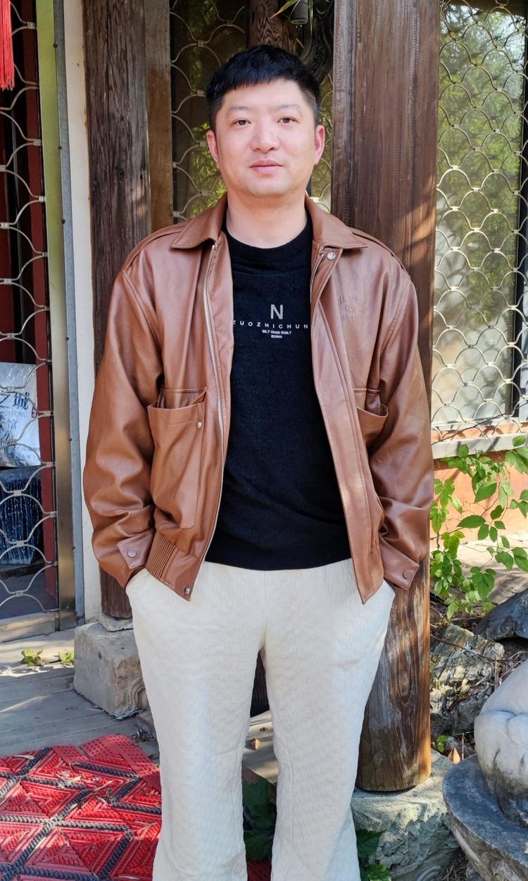 景德镇余佳乐陶瓷艺术赏析