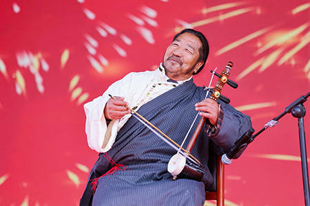 文化兴邦 一马当先 一书画艺术家祖牛·拉巴次仁 戴培诚2026新春书画名家网络作品展