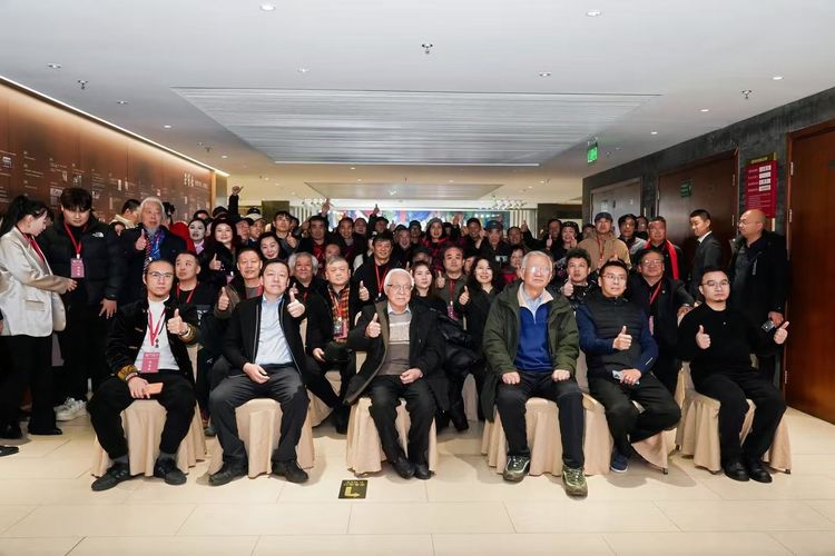 著名画家李军--受邀参加2025年荣宝斋全国书画展