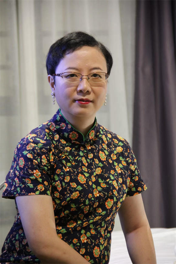 墨韵传承 · 笔伴童心——书画家高丽明