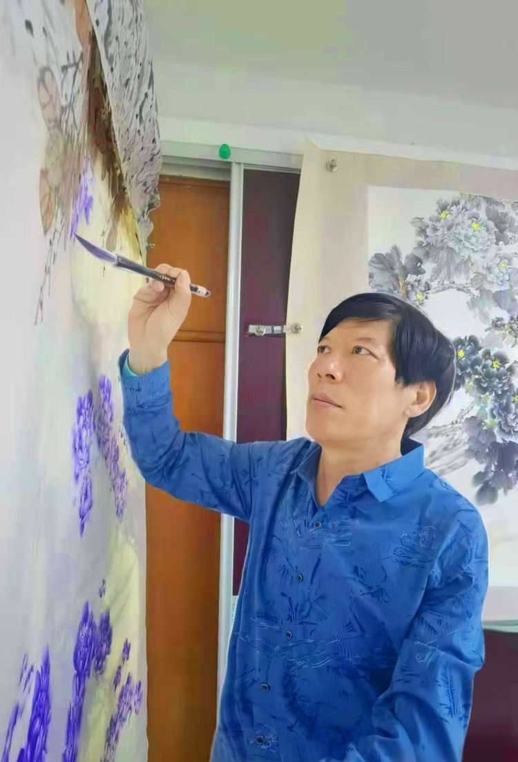 王家华：以笔绘牡丹 以艺传国风