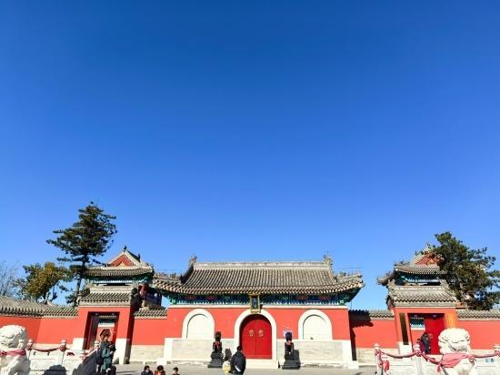 涿州六祖禅师聘请乐天汇书画院院长王志—— 以笔为媒传禅宗雅韵