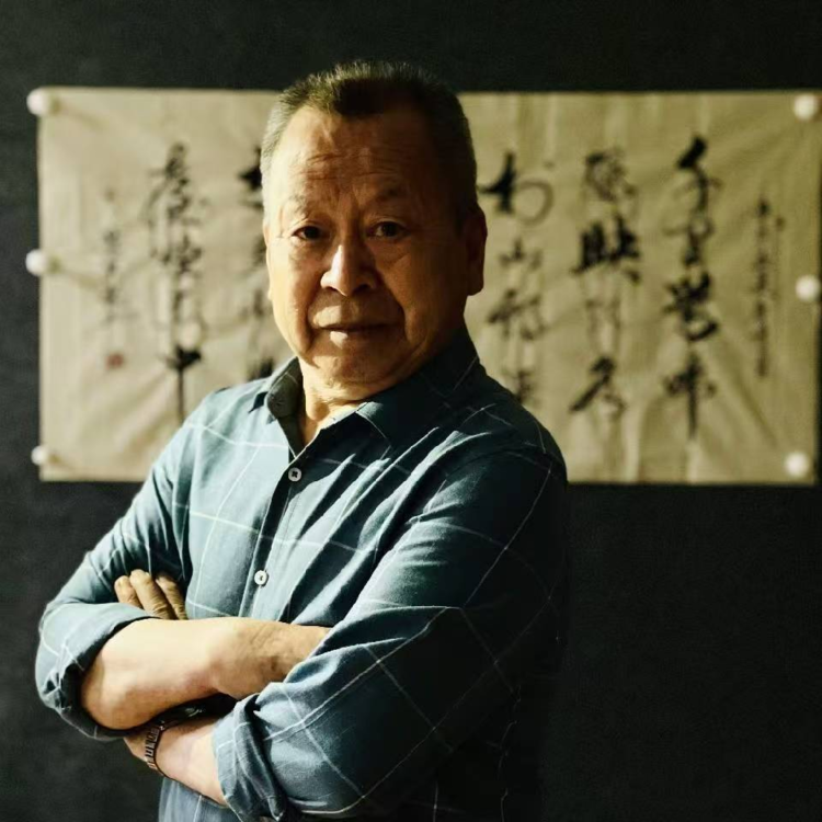 世界文化中国代表人物——串城体创始人范英聚