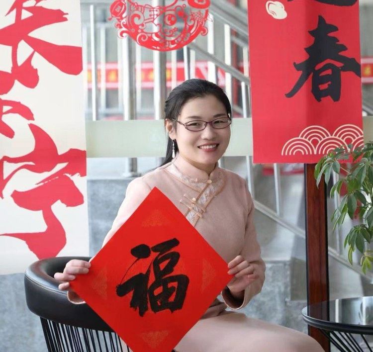 以墨传情，以书育人：孙晓亚的书法人生