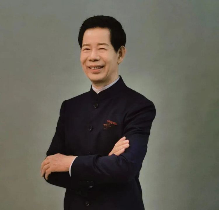 谁说传统不解压？在辜体的笔墨里，找到我们的文化「舒适区」