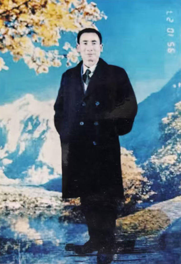 墨韵荣光 · 心迹凌云——书法家张云光作品赏析