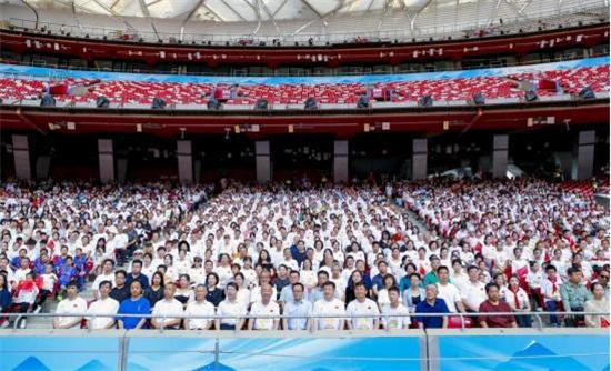 京津派画家毛希文受邀参加——国家体育馆嘉年华书画展