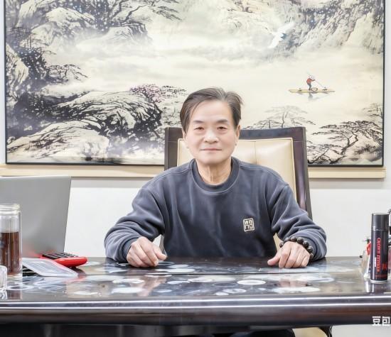 以掌代药 为健康固本——沈惠平金胎掌拍点穴疗法