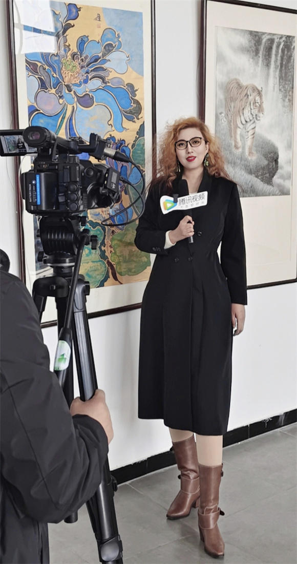 画家张江莲受邀参加“长城文脉•丹青咏春”—全国优秀书画作品展