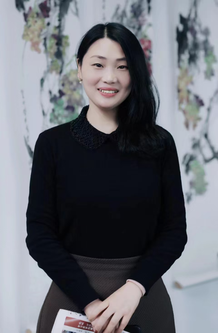 画家徐玮与她的新锐工笔画