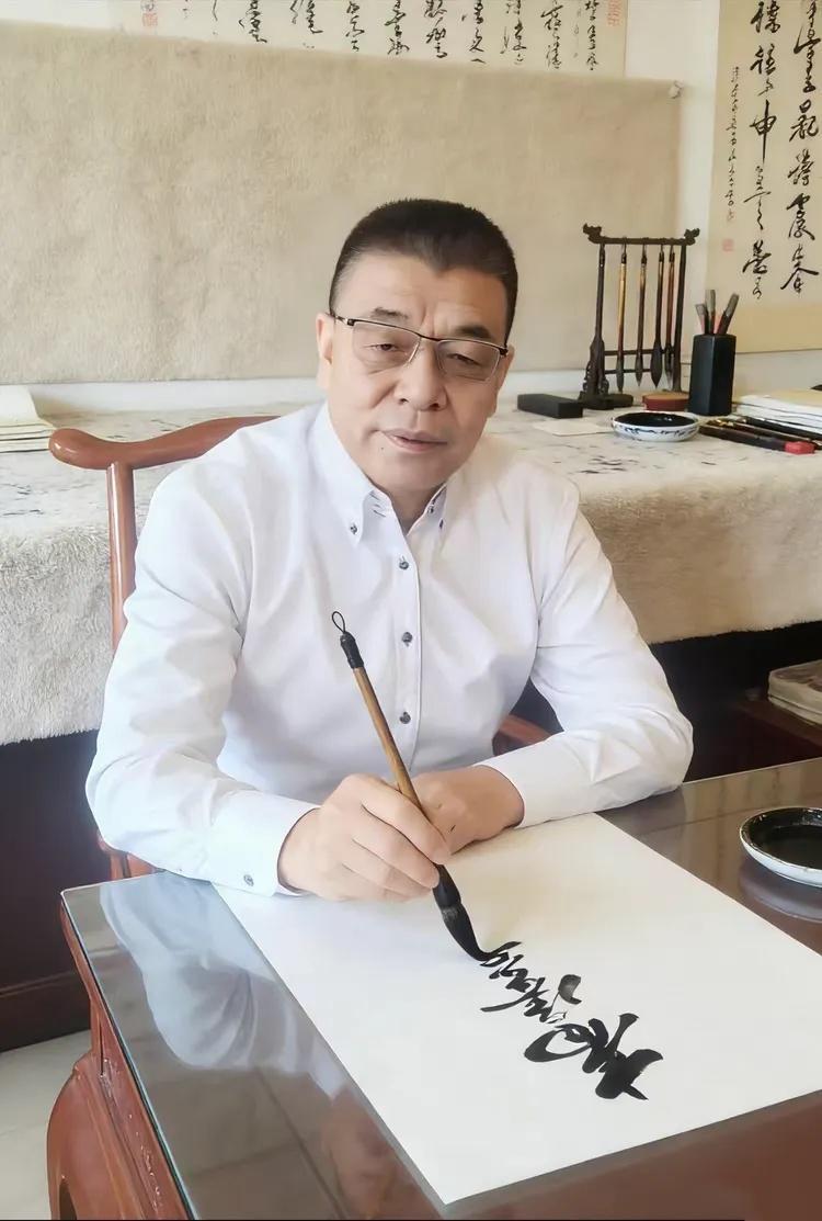 实力派著名书法家侯杰——2026年中俄友谊书画艺术交流展获奖