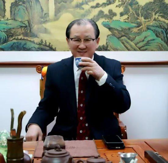 水天静秋光 不受世所熏 ——著名书法家王静秋