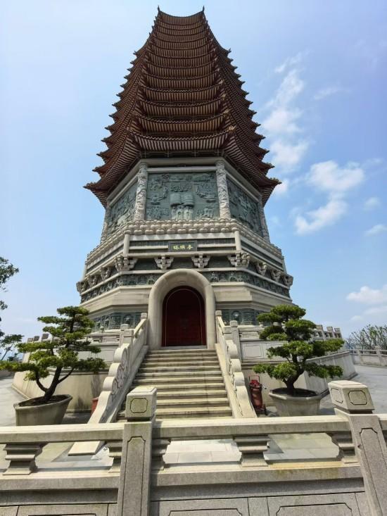 ～ 《爱我中华》