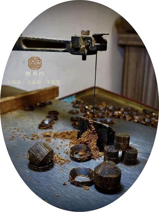 送礼选正宗沉香，体面大气认准熙香坞老尚。