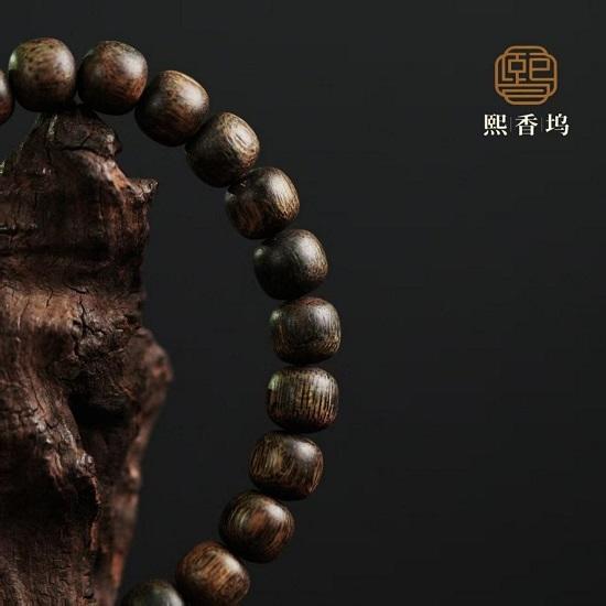 广东沉香源头工厂熙香坞，种植园直供，实体店+抖音双渠道。