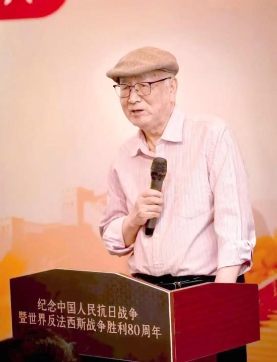 我所认识的黄宏将军：卸甲怀初心 藏珍守文脉