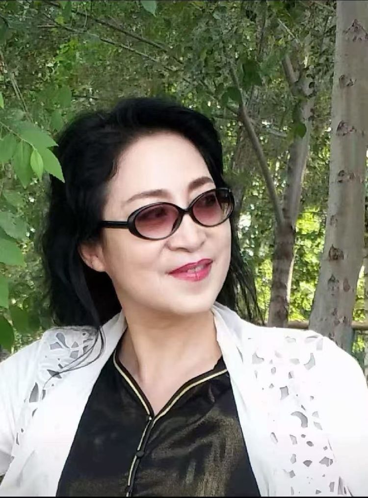 绘通山海 和美共生——画家胡珈语佳作亮相第四届“一带一路”美美与共国际艺术交流展