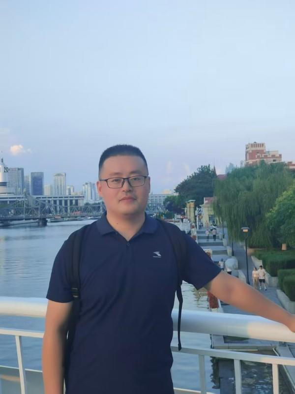 于德海10国本土网站专题报道
