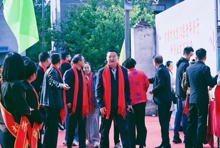 慈善安康·情暖重阳