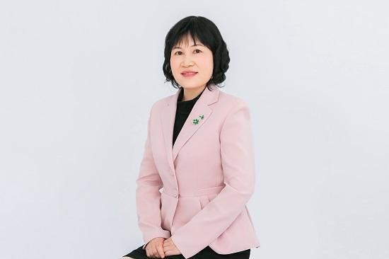笔墨载初心，艺惠南沙，李婉华深耕岭南书画传承