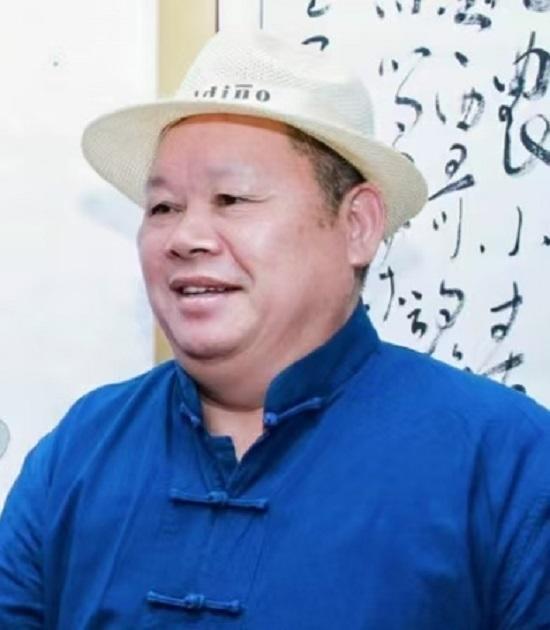 梵韵丹青传盛世 德化笔墨耀中华——记书画大家陈德化