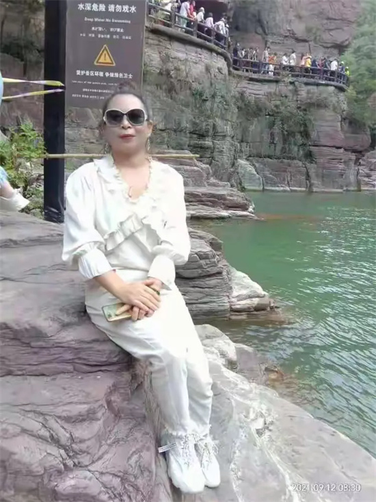林晓丽——白石仙境，云舞金山