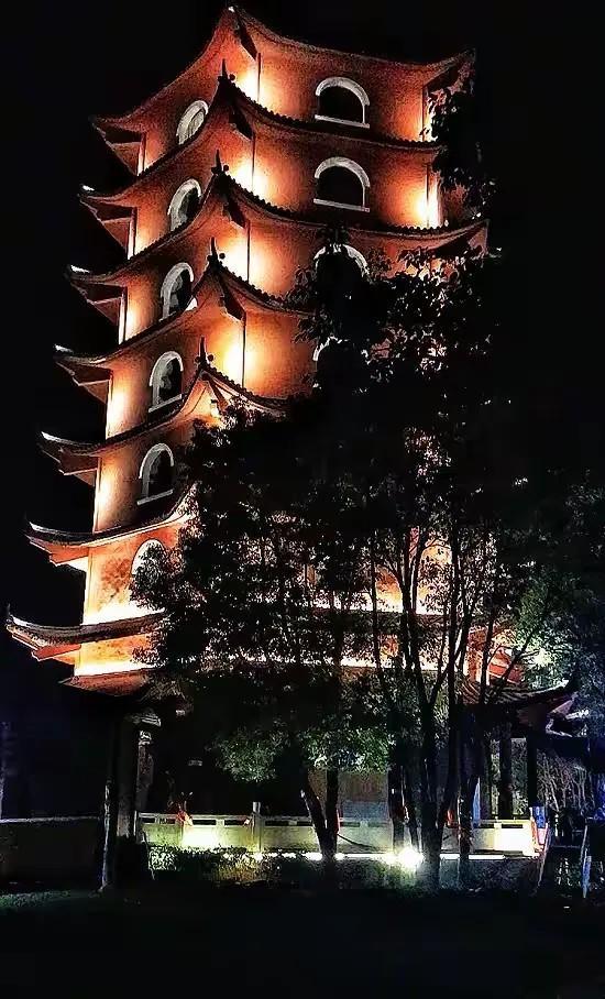 马一鹰与翟美玲ZML双个展在湖南常德文殊塔开幕