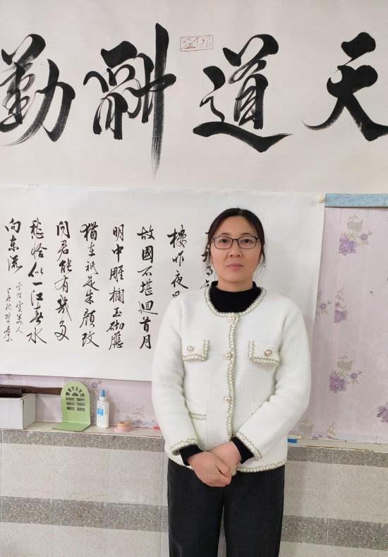 谢任英（艺术家）——作品欣赏
