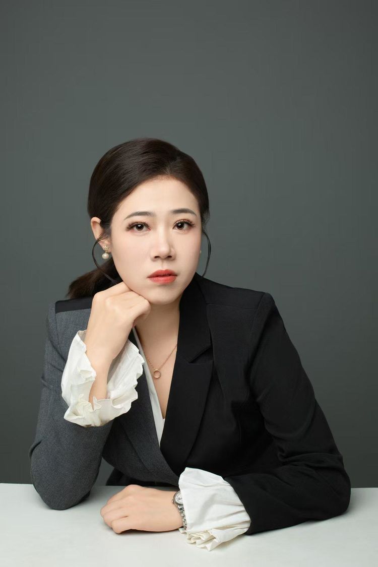 慈善家韩春雨受邀克罗地亚总统伊沃·约西波维奇上海接见