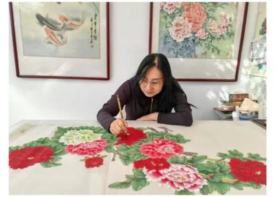 张春芳（画家）——高洁雅艺 清新脱俗