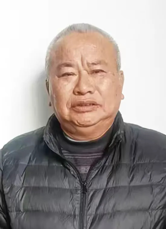 祥蛇迎春，财通四海丨书法家费福明为您送上蛇年新春祝福