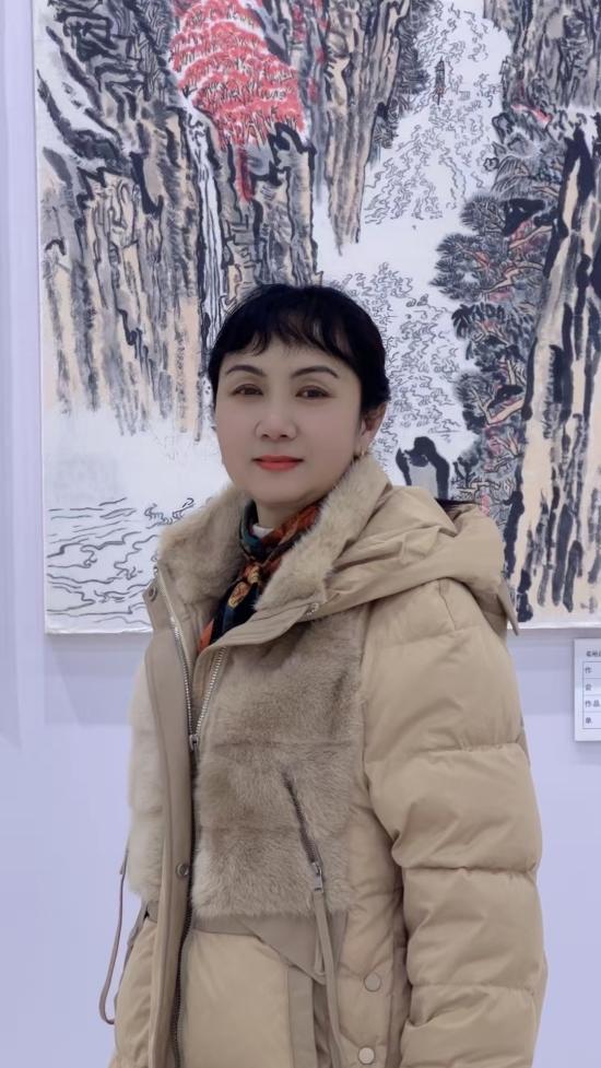 山水画名家/崔雪梅——作品造型简练精准，设色清新淡雅