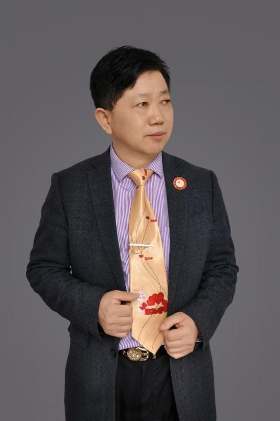 热烈祝贺“中国书画艺术研究院”在南京隆重成立！