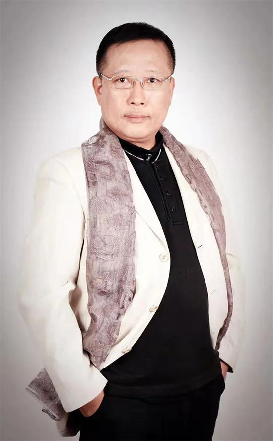 美术评论家张明优秀散文：《雪花那个飘》