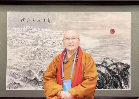 坚持中蕴含蜕变力量，铸就崭新境界丨中国艺术家王晓红
