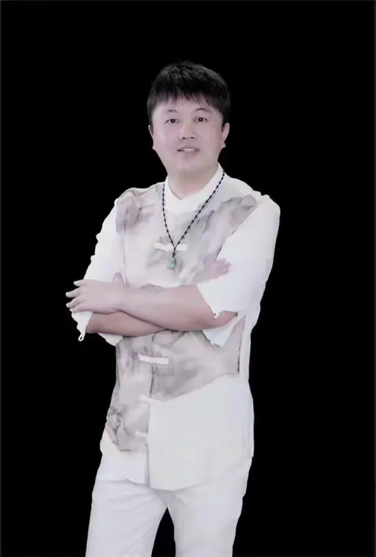 中国书画名家蔡辉新春兔年特刊