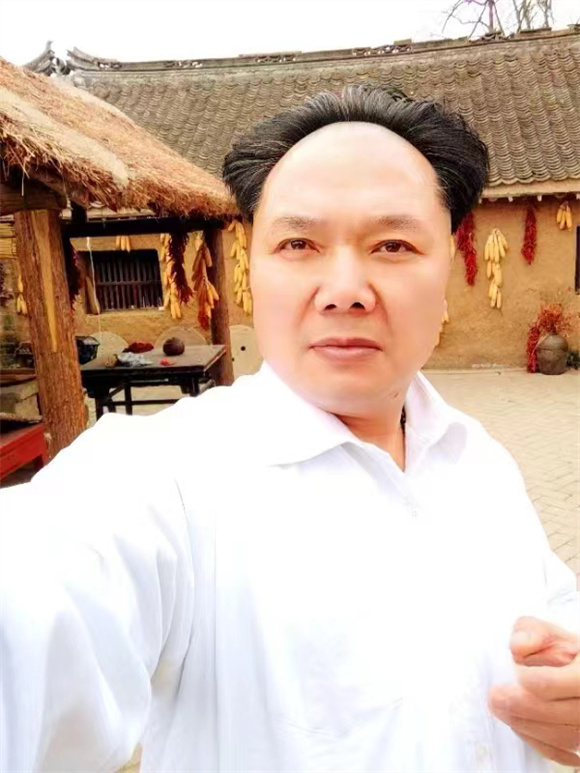 特型演员 书画家王国强——作品内涵神韵、稳健豪放，饱满厚重！