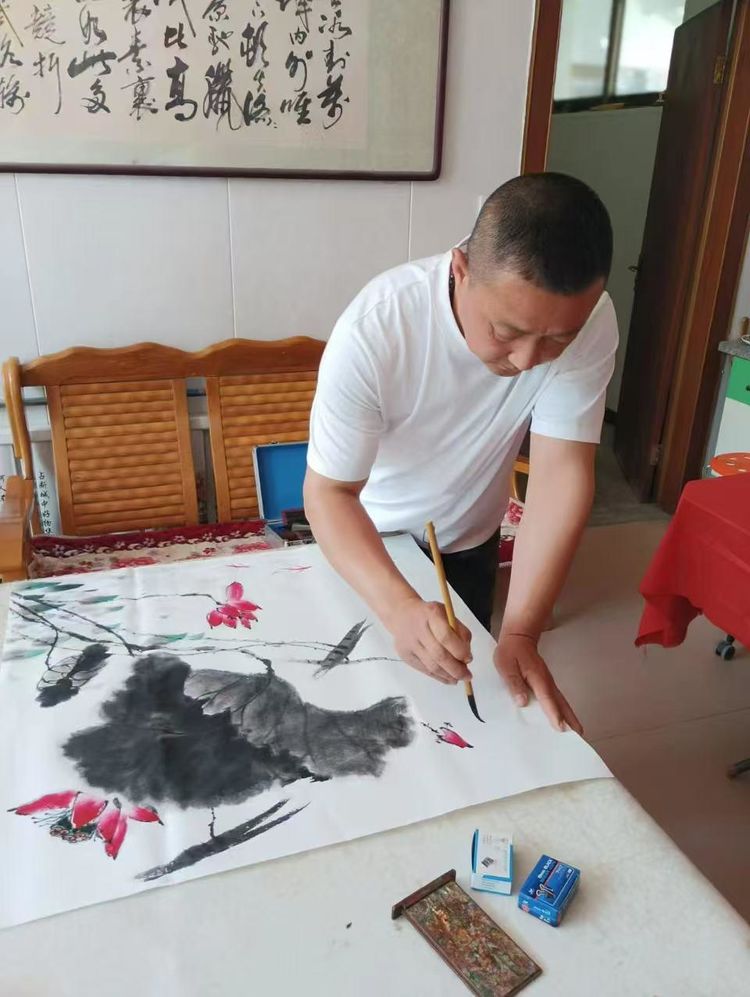 墨舞飞花，匠心独具——当代实力派著名书画家卢立国作品赏析