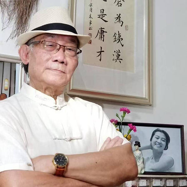 中国现当代书象在香港绘画艺坛的珍贵闪动