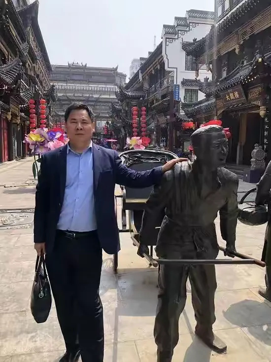 王恩才书画精品欣赏：受尽人间寒暑，只愿笔墨永年