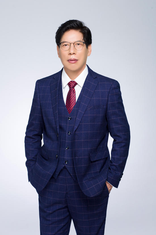 王家华/以笔墨为媒，苦心钻研，精益求精