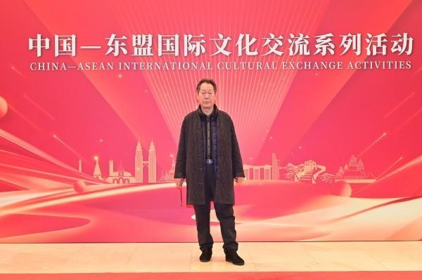 画家张洪远被授予美国科罗拉多（艺术专业）特聘教授