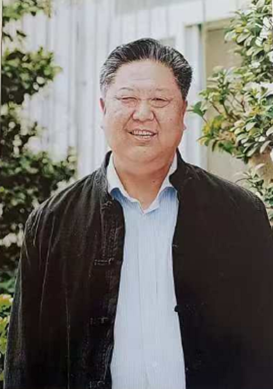 笔墨生辉，神韵天成一一刘万年中国山水画名家典范