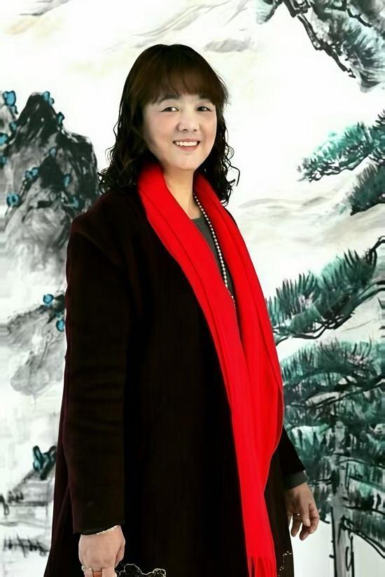 画家陈桂花--才情横溢，蕙质兰心