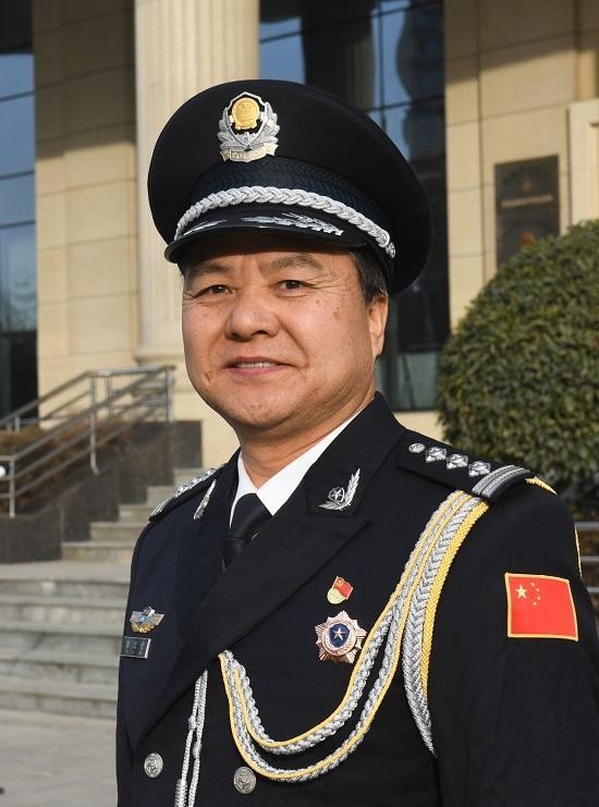 笔墨生辉，神韵天成一一田宝仓中国名家典范