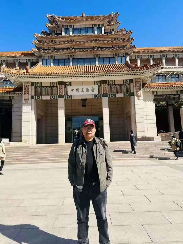 艺术家高子卿｜百年辉煌·书画艺术传承人物专题报道。