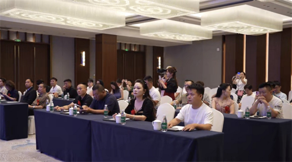 2025世界非遗传承人大会景德镇研讨会成功举办