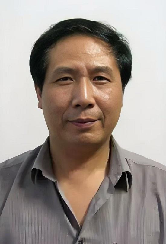 姚子通山水画研究：从何海霞门生到当代名家的笔墨演进