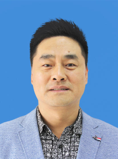 荣誉主席于海军在国际艺术界的非凡成就